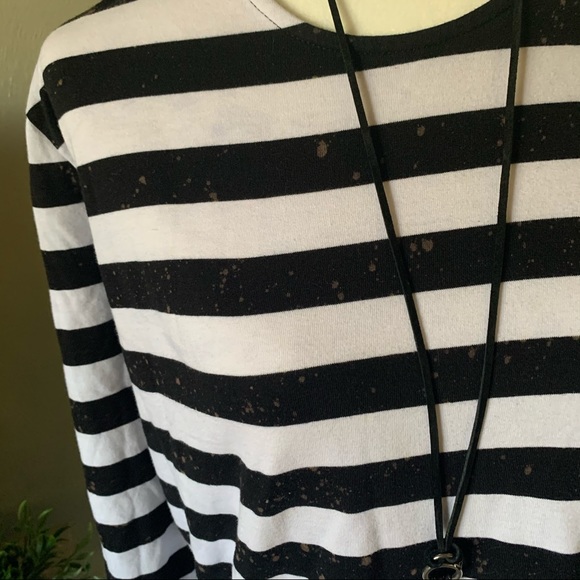 Striped Legging Tee - Picture 2 of 7